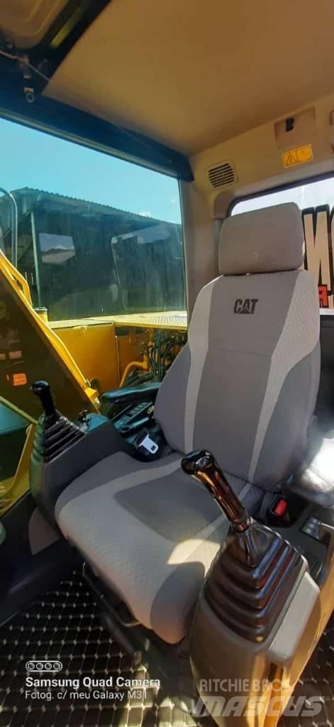 CAT 312 D2L Pásové rýpadlá