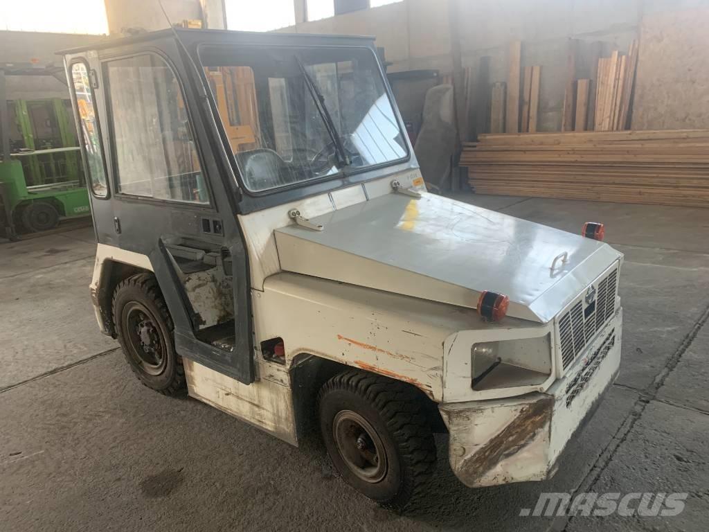 Nissan TD2500 V-2579 Vybavenie letiska