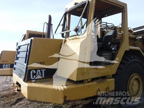 CAT 615C Skrejpre