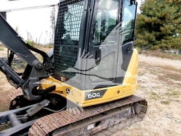 John Deere 60G Pásové rýpadlá