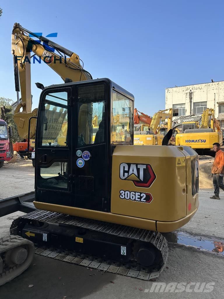 CAT 306E Pásové rýpadlá