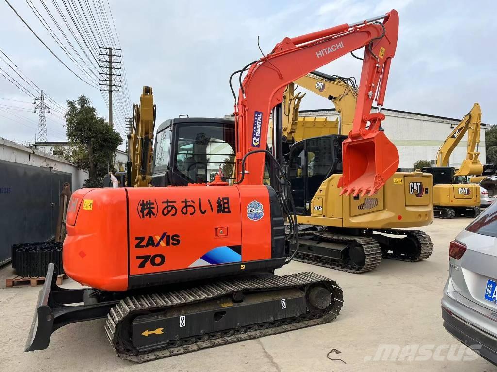 Hitachi ZX 70 Midi rýpadlá 7 t - 12 t