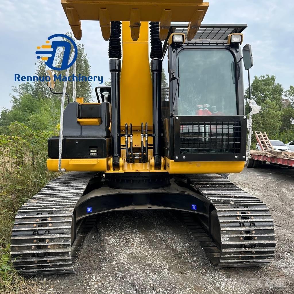 CAT 320D2 Pásové rýpadlá