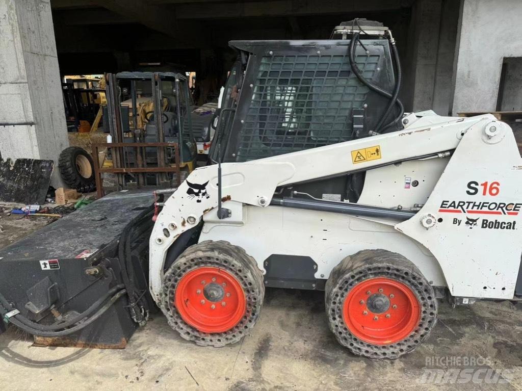 Bobcat S 16 Šmykom riadené nakladače