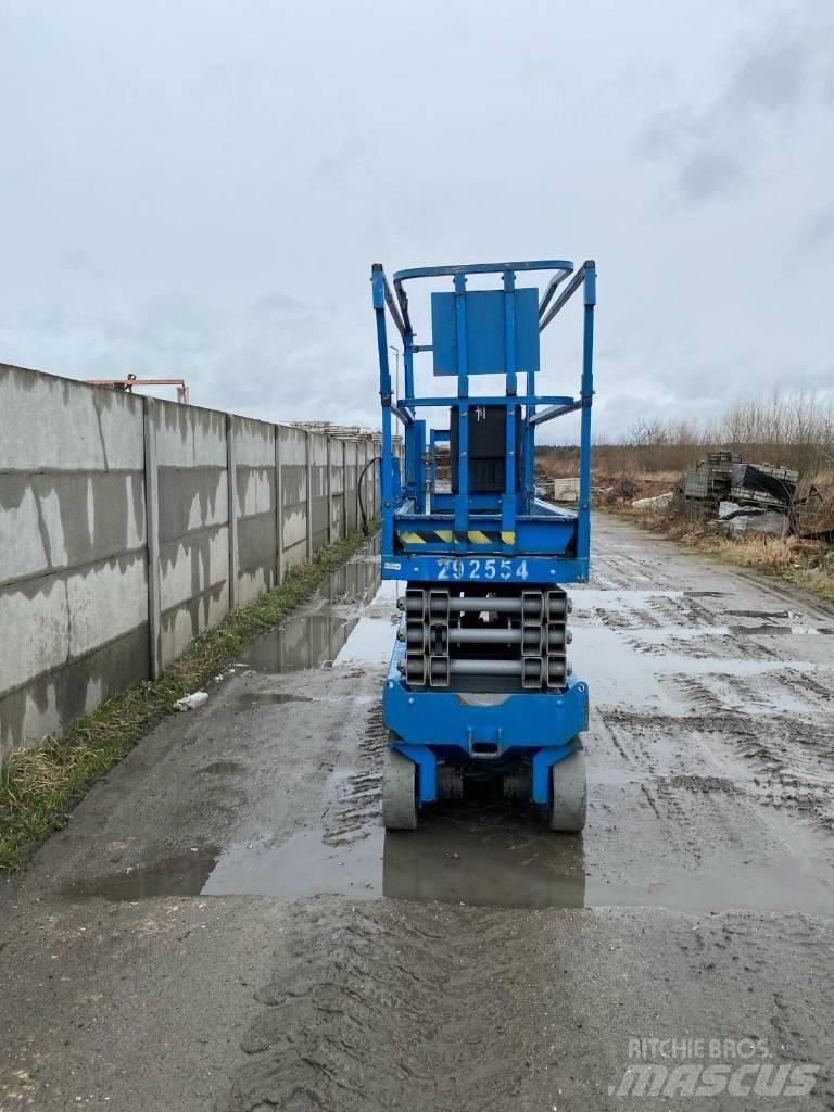Genie GS 2632 Nožnicové zdvíhacie plošiny