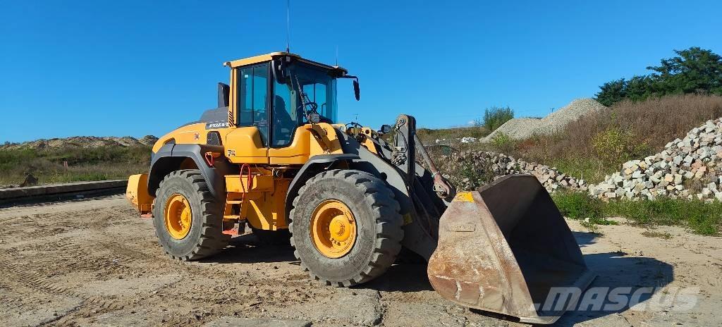 Volvo L 120 H Kolesové nakladače