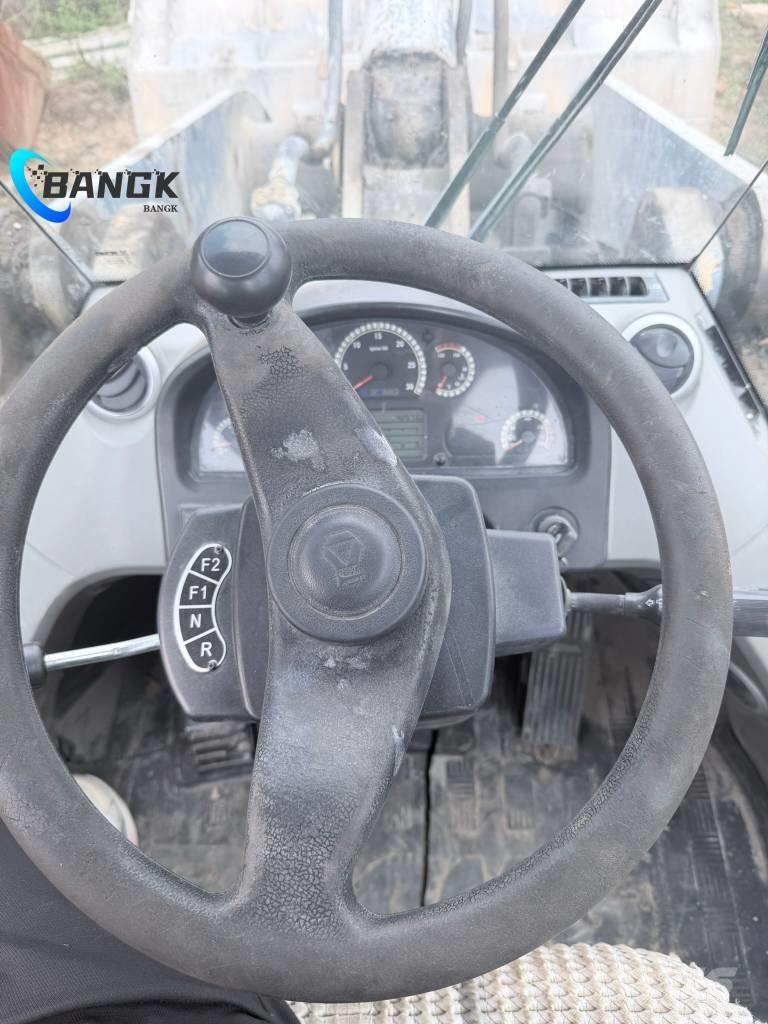 XCMG LW500H Kolesové nakladače