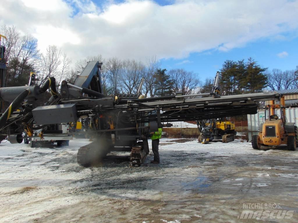 Epiroc SMRC T40-11 Povrchové vrtné súpravy