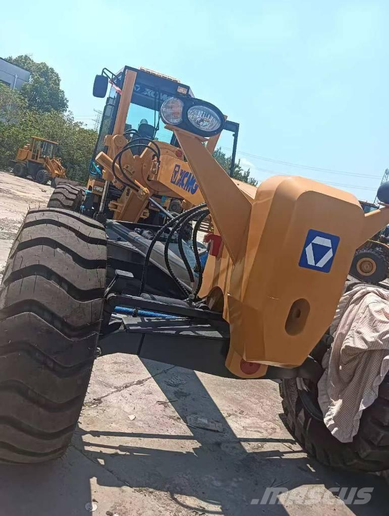 XCMG GR 1803 Grejdery