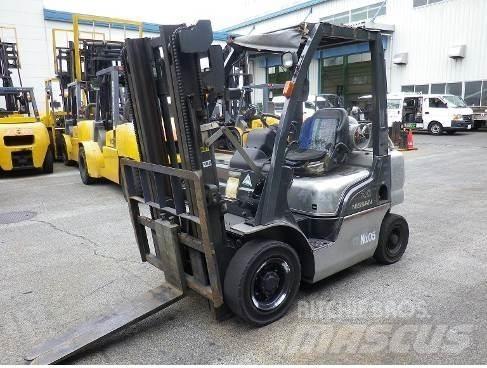 Nissan PL02A20D LPG vozíky