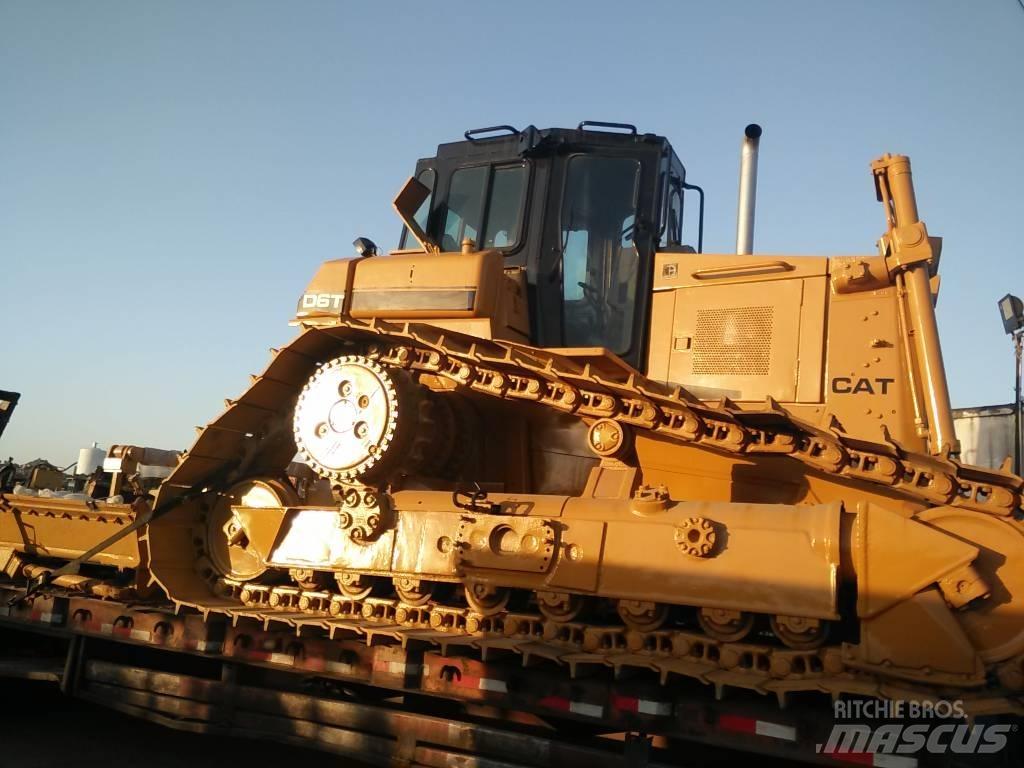 CAT D 6 T LGP Pásové dozéry