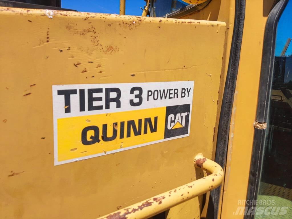 CAT D10 Pásové dozéry