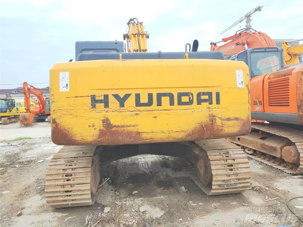Hyundai R225LC-7 Pásové rýpadlá