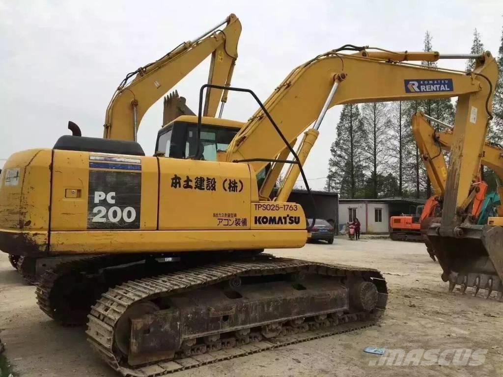 Komatsu pc200-7 Pásové rýpadlá