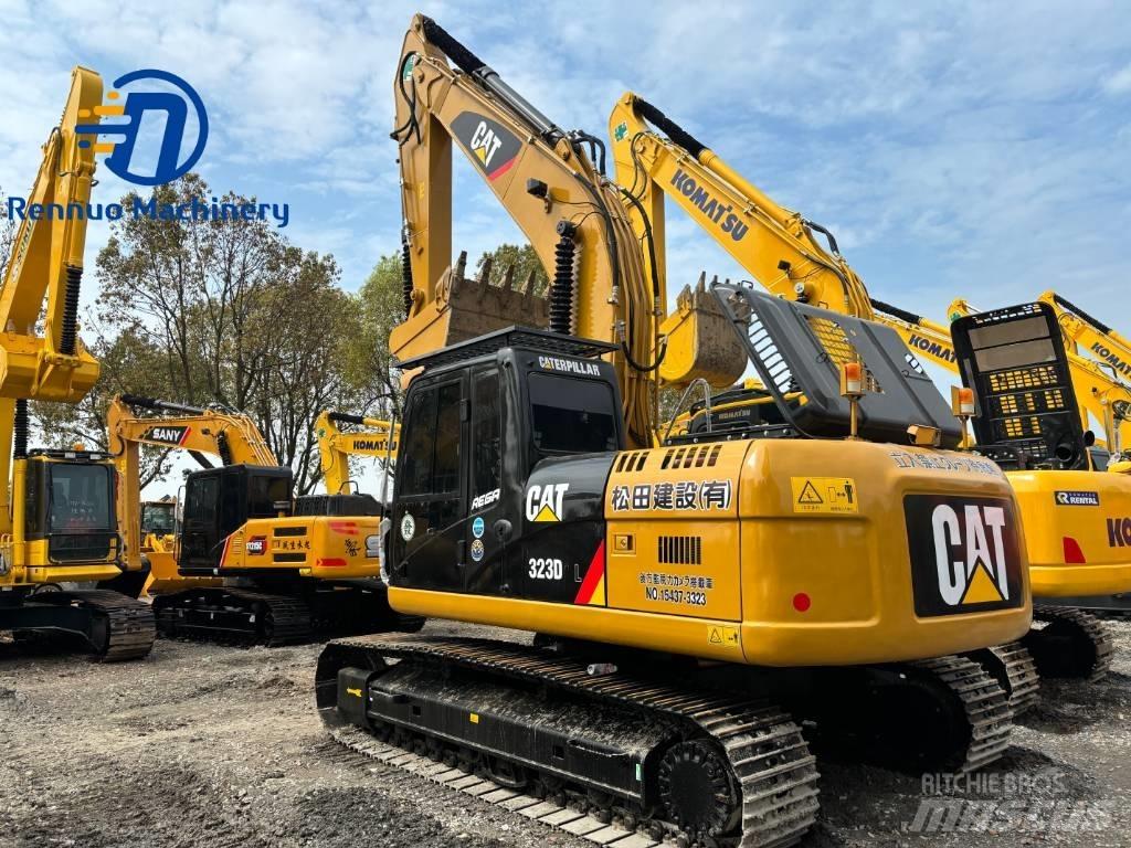 CAT 323 Pásové rýpadlá