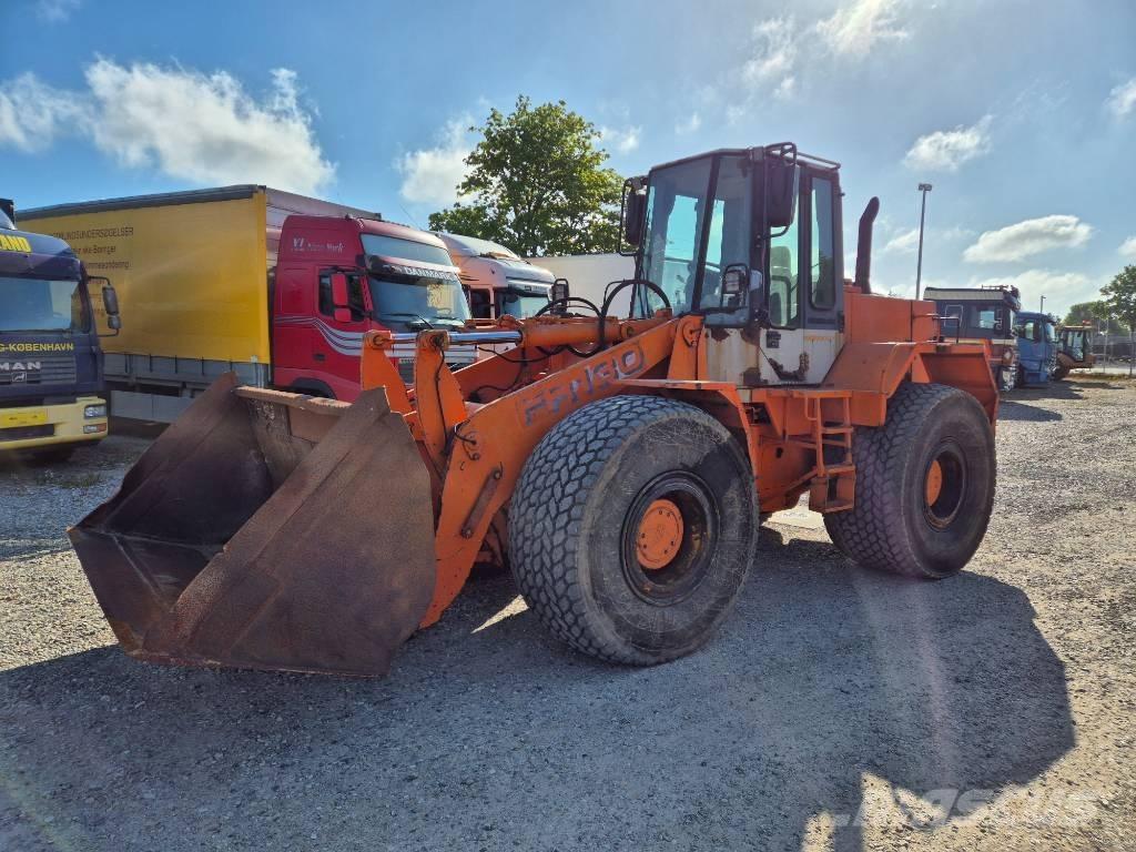 Hitachi FR 130 Kolesové nakladače