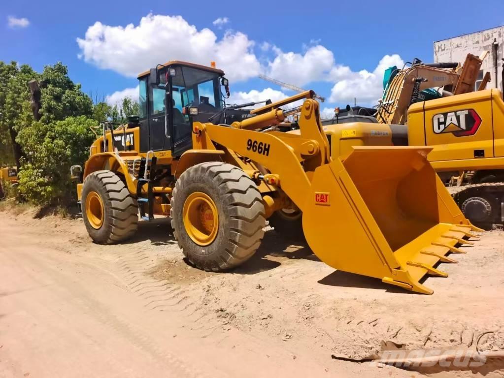 CAT 966 H Kolesové nakladače