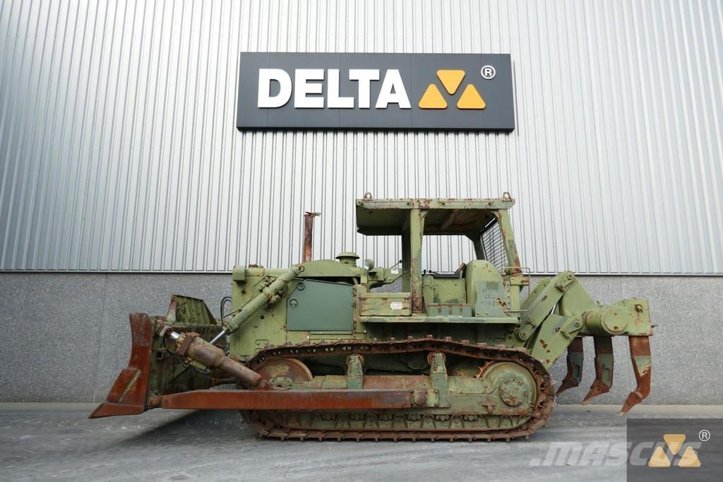 CAT D7F Ex-army Pásové dozéry