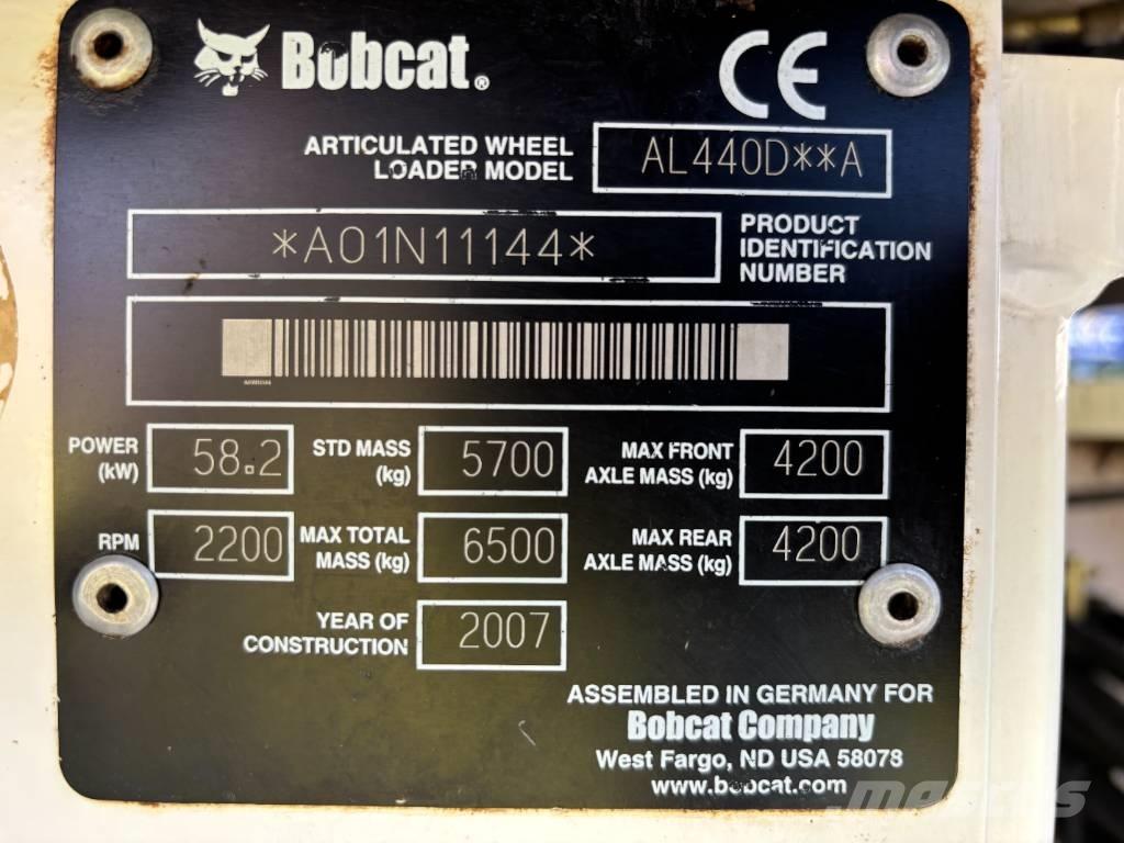 Bobcat AL 440 D Kolesové nakladače