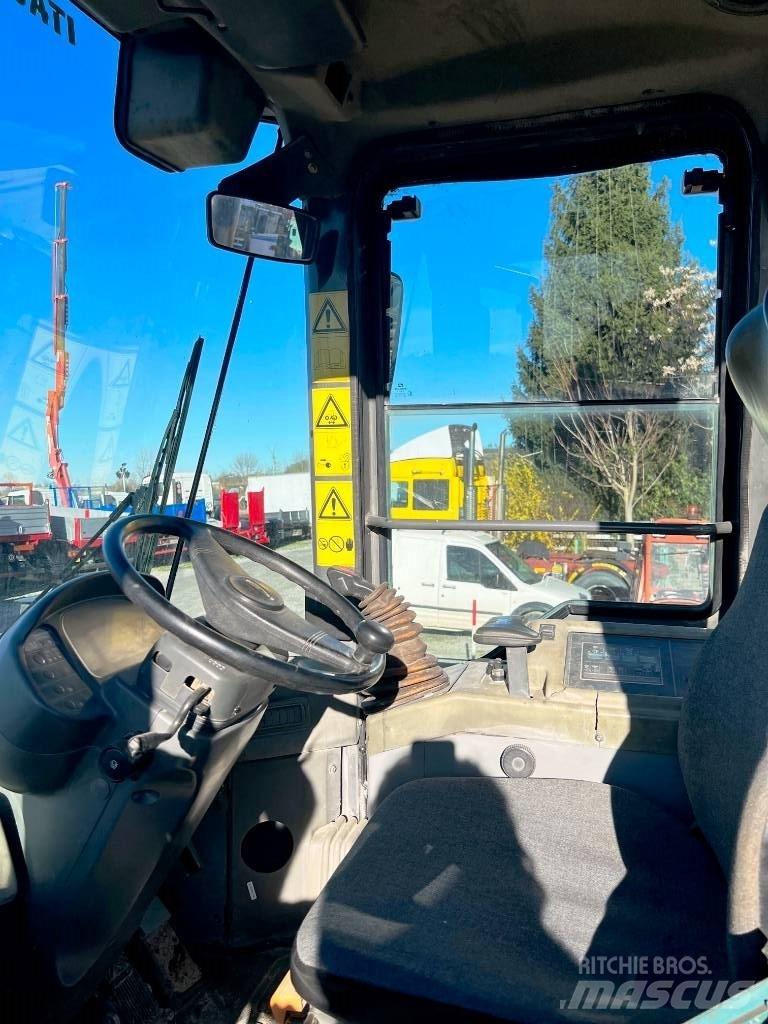 Komatsu WA 320 Kolesové nakladače