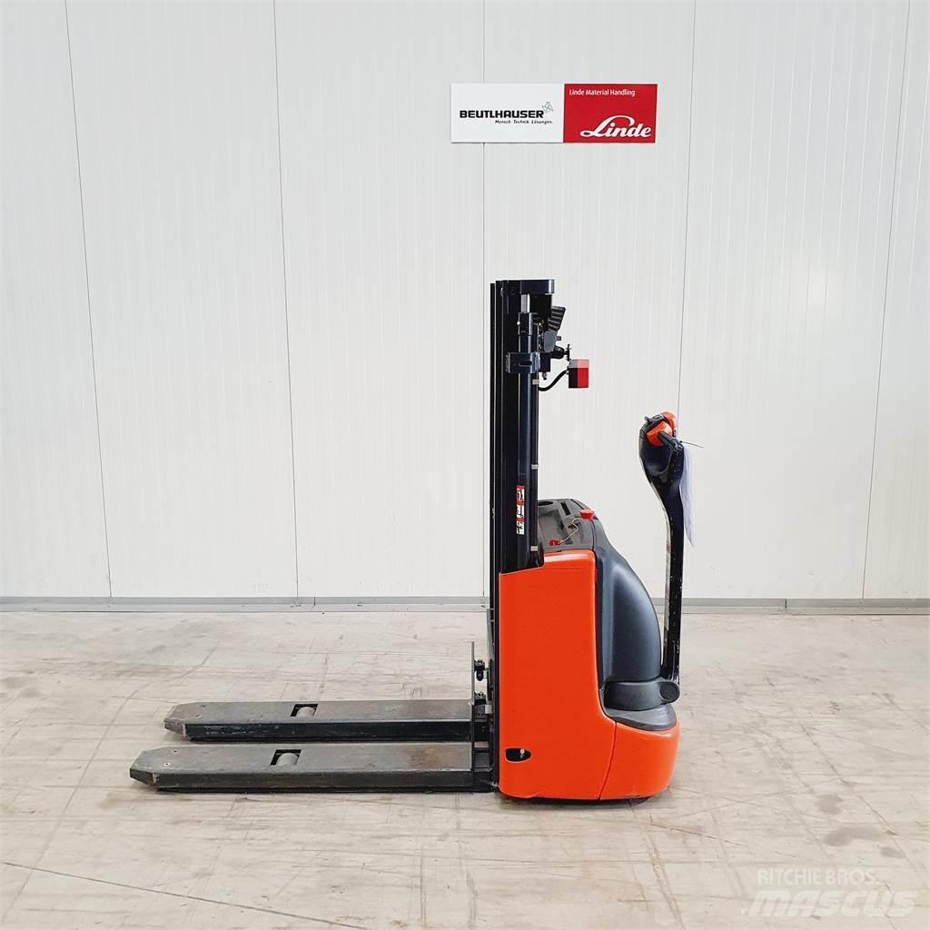 Linde L12 Ručne vedené vysokozdvižné vozíky