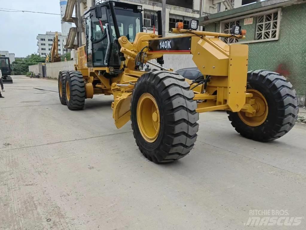 CAT 140 K Grejdery
