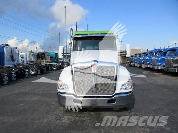 Kenworth T680 Sklápače