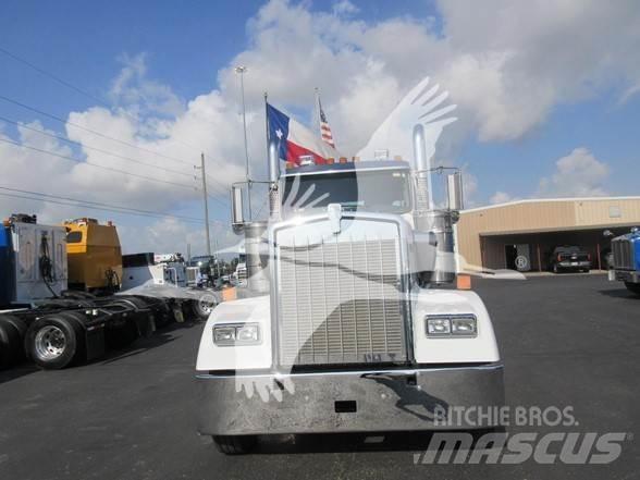 Kenworth W900L Ťahače