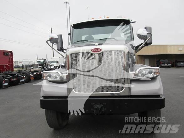 Peterbilt 567 Ťahače