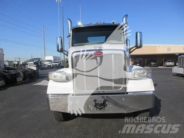 Peterbilt 567 Ťahače