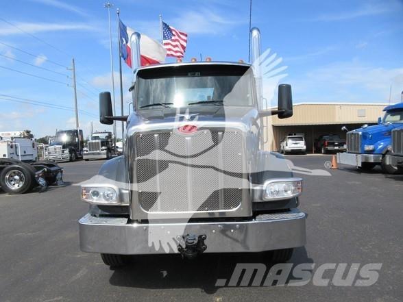 Peterbilt 567 Ťahače