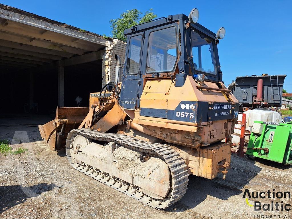 Komatsu D57S-1 Pásové nakladače
