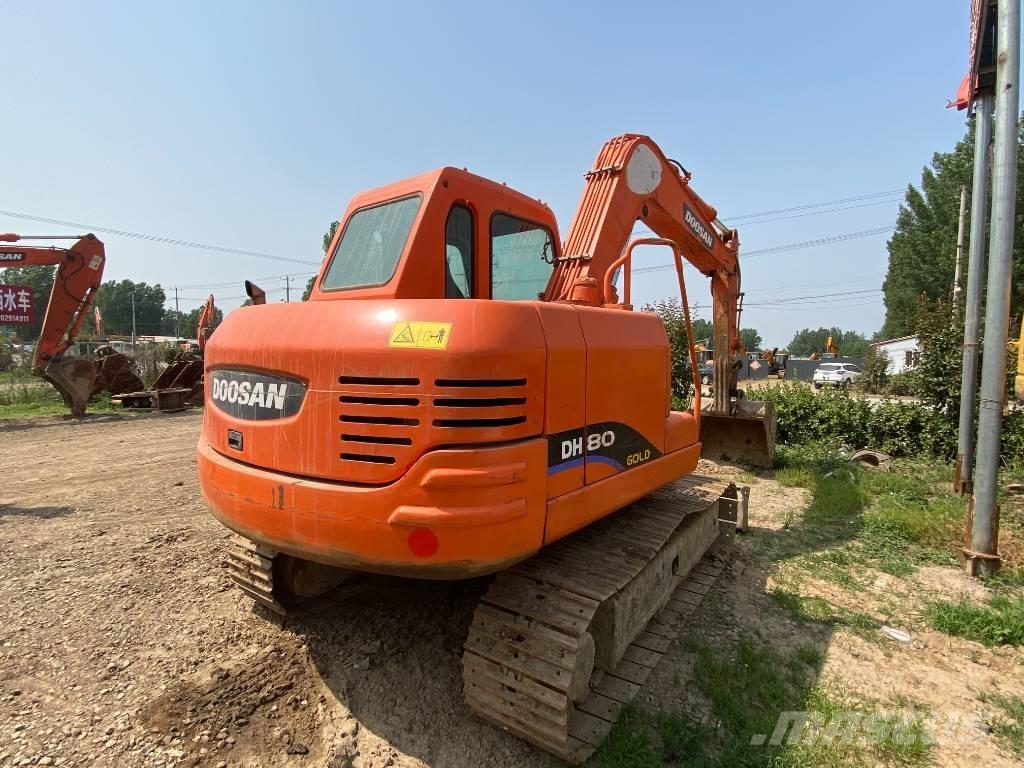 Doosan DH80 Pásové rýpadlá
