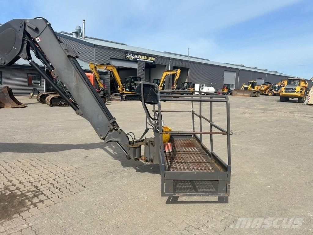 Manitou 280 TJ Kĺbové plošiny
