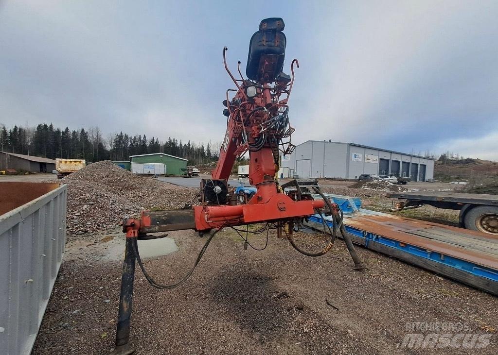 Loglift 96 S Lesnícke žeriavy