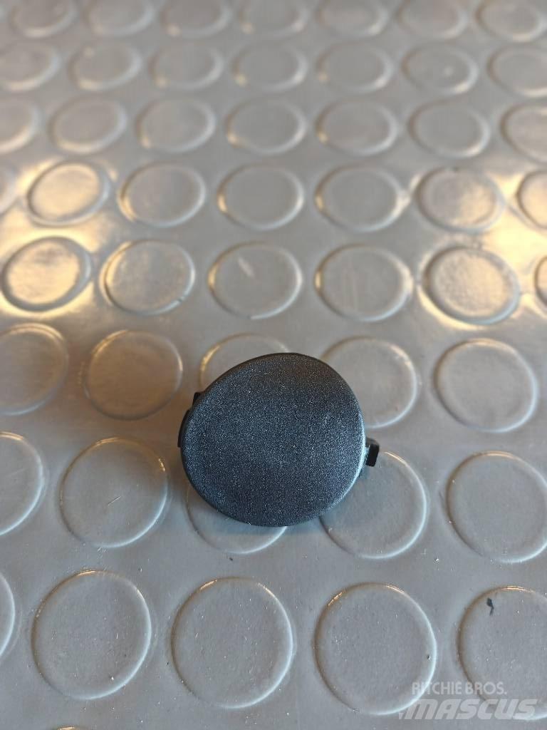 Scania PLUG 1396528 Doprava – ostatné