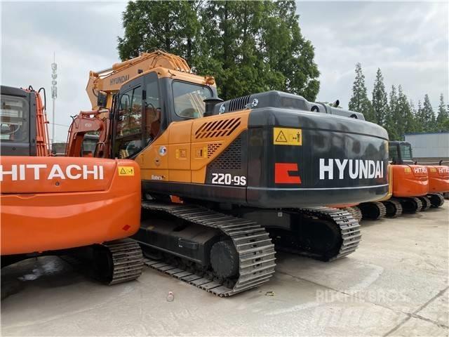 Hyundai Robex 220 LC Pásové rýpadlá