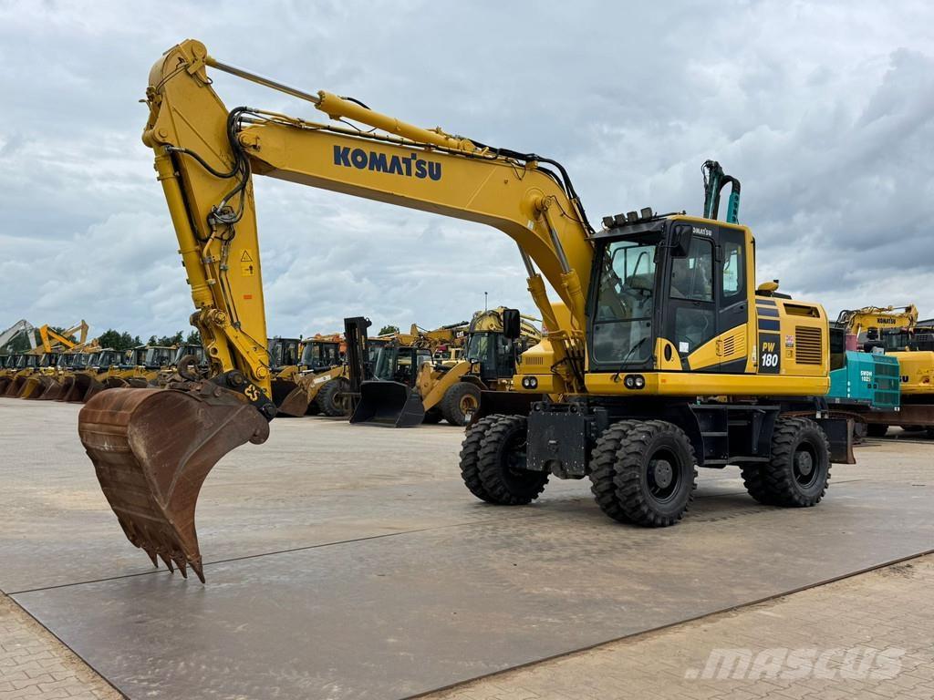 Komatsu PW180-11 Kolesové rýpadlá