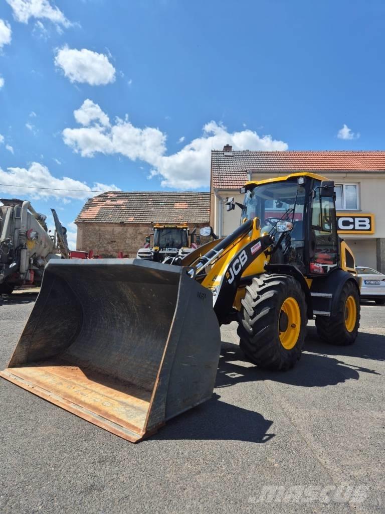 JCB 409 Agri Teleskopické nakladače pre poľnohospodárstvo
