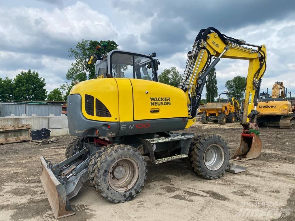 Wacker Neuson EW 100 Kolesové rýpadlá