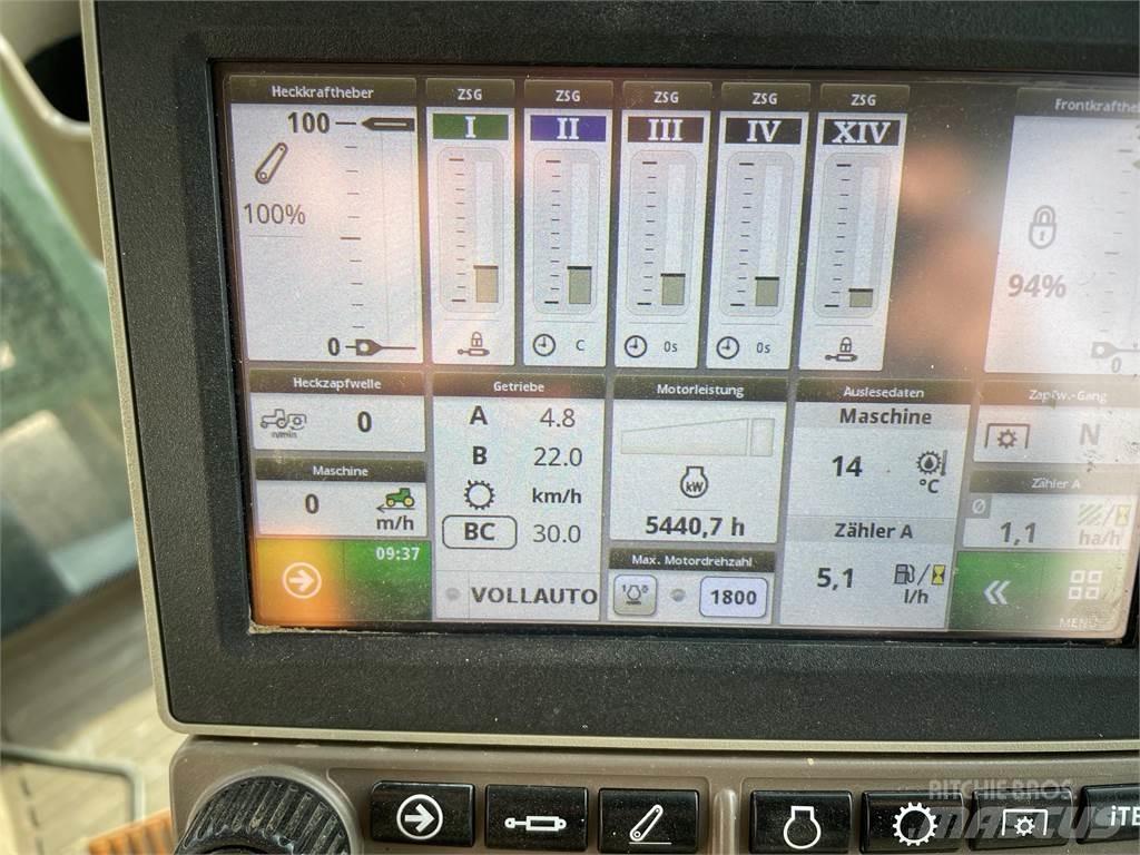 John Deere 6145R Traktory