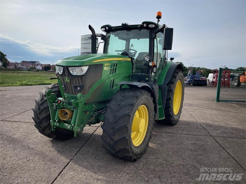John Deere 6145R Traktory