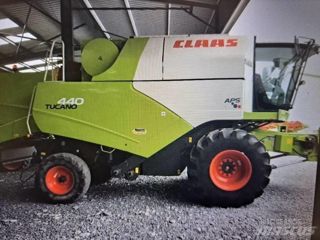 CLAAS Tucano 440 Kombinované zberacie stroje