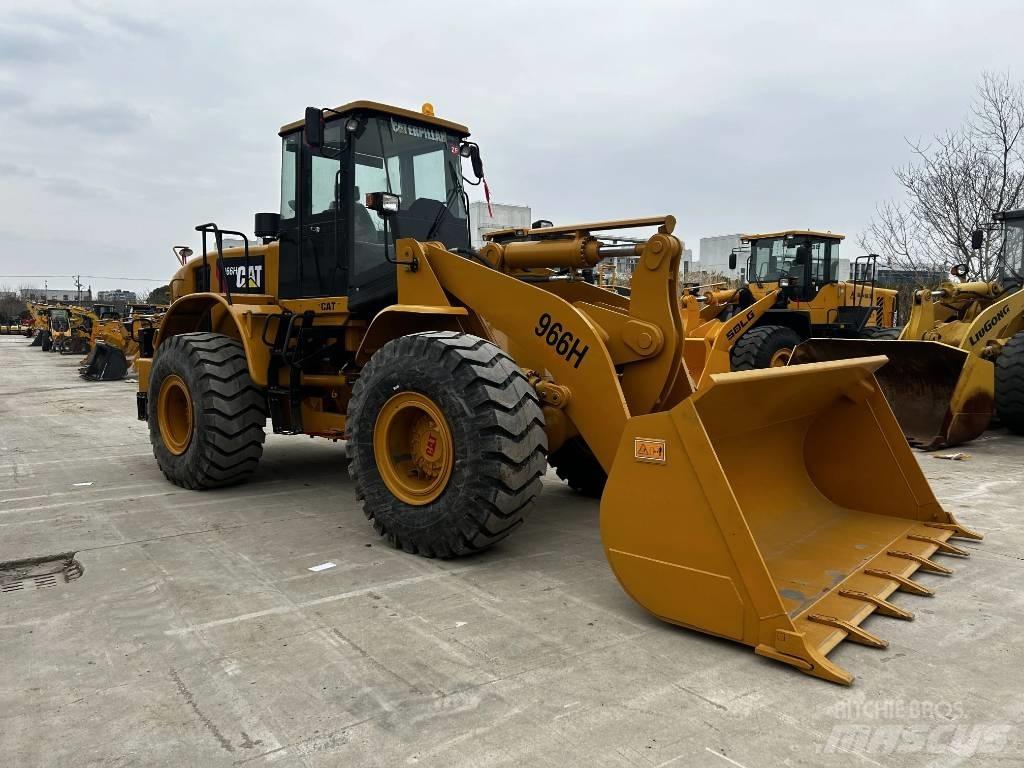 CAT 966 H Kolesové nakladače