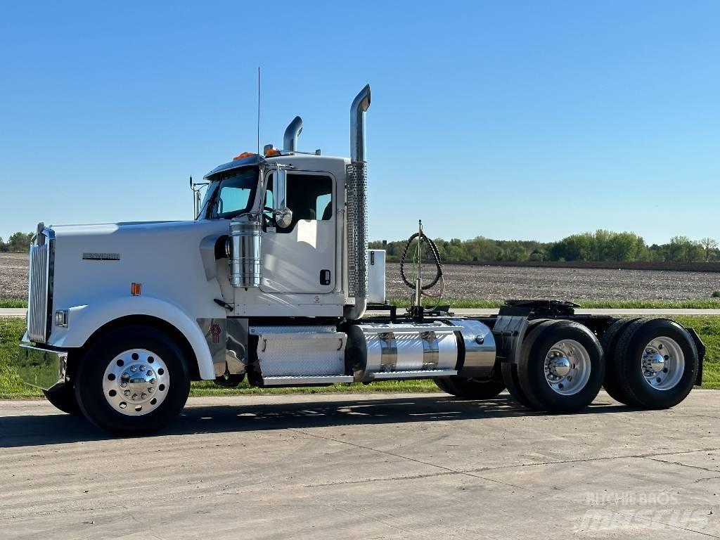Kenworth W900 Ťahače