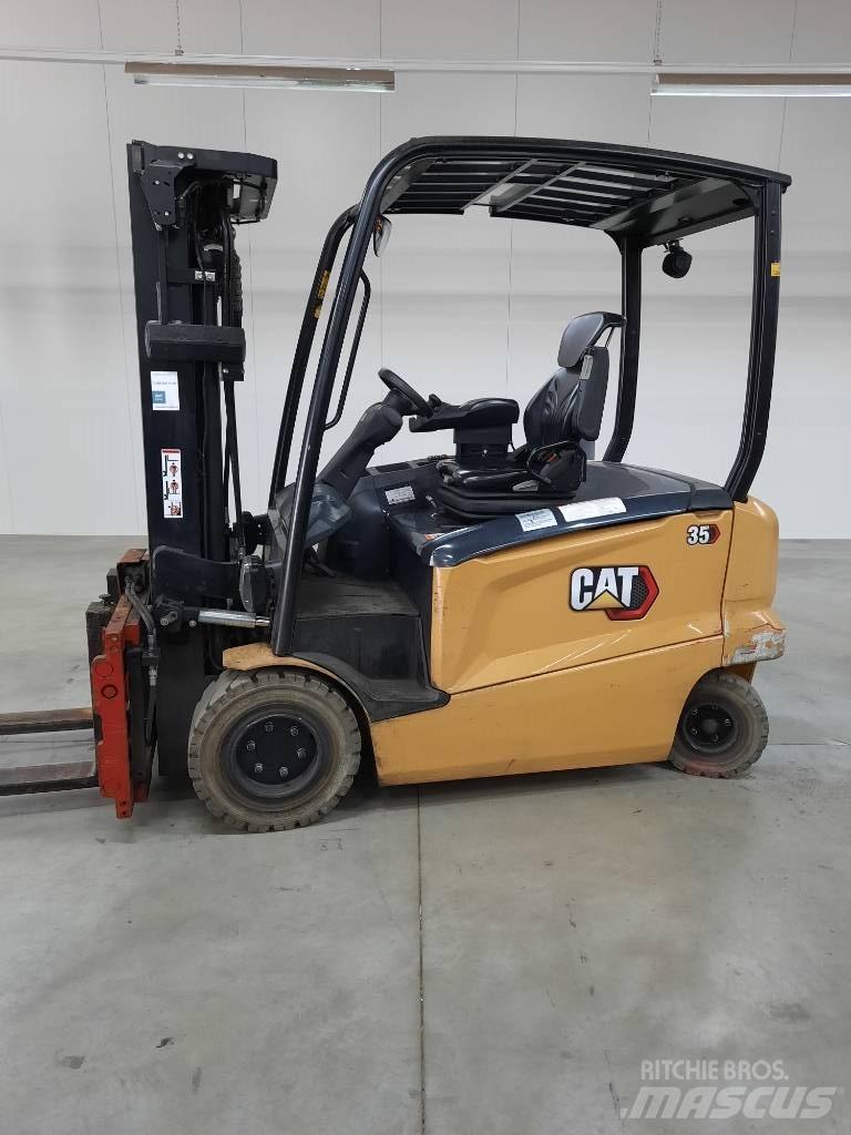 CAT EP35N Akumulátorové vozíky