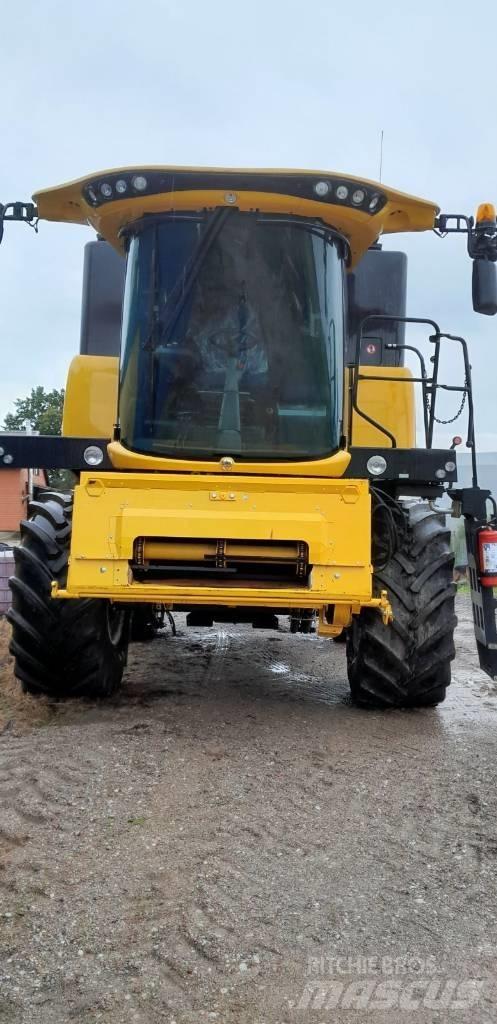 New Holland CX 5.80 Kombinované zberacie stroje