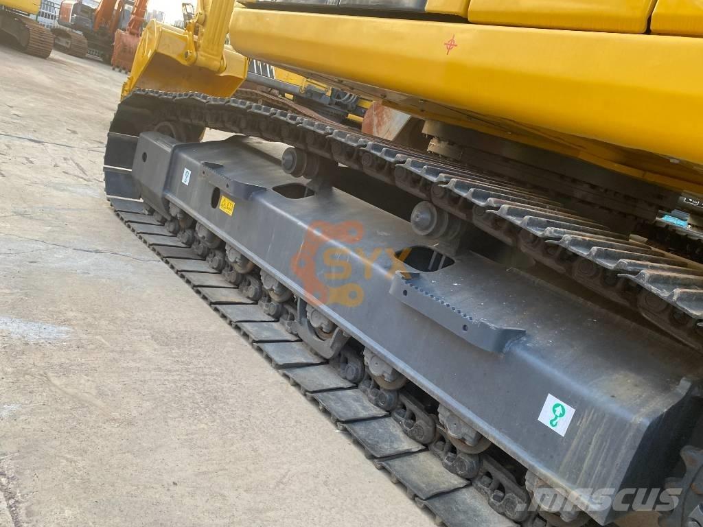 Komatsu PC 220-8 Pásové rýpadlá