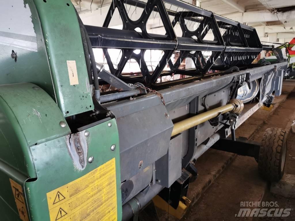 Fendt 6250 E Kombinované zberacie stroje