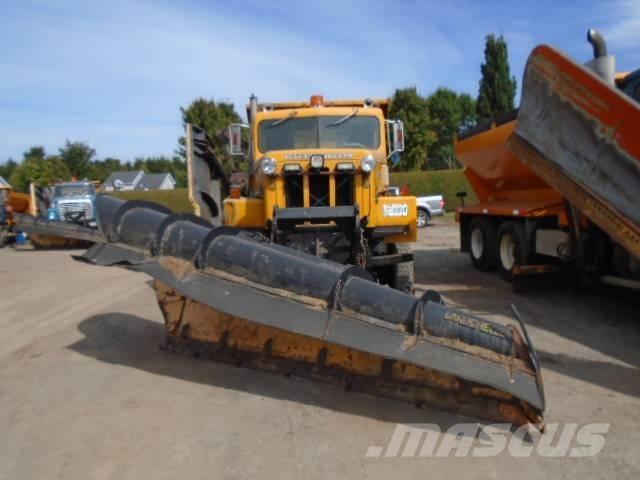 International 5070 Snežné pluhy, predné snežné radlice